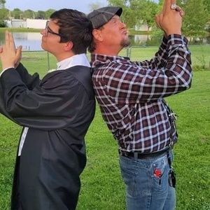 Meet your Posher, Hunter